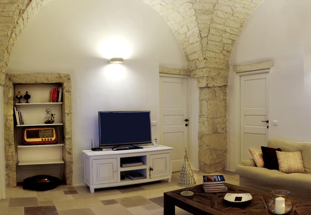 La Vecchia Tabaccheria B&B 오스투니 객실 사진